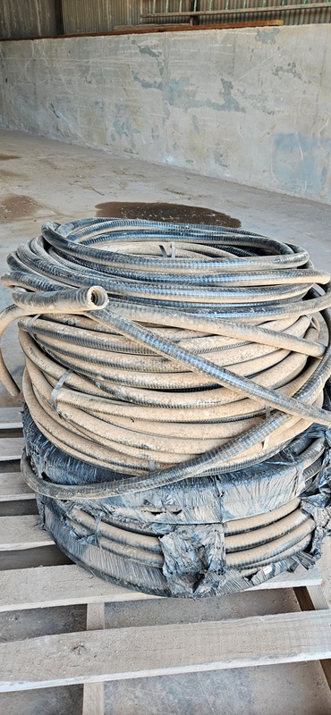 Air seeder hose